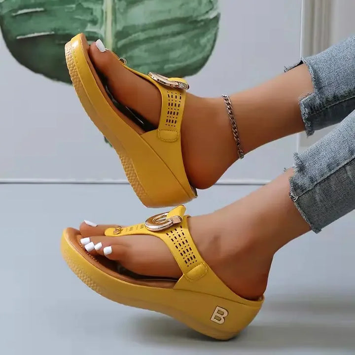 "Step into Summer Bliss with Stylish Wedge Sandals! ☀️👡"